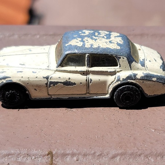 Vtg 1985 Mattel Matchbox Rolls-Royce Silver Cloud Diecast Car - Picture 1 of 7